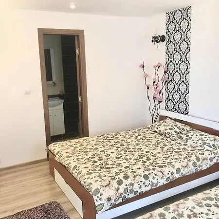 Πανσιόν Casa Alexia *